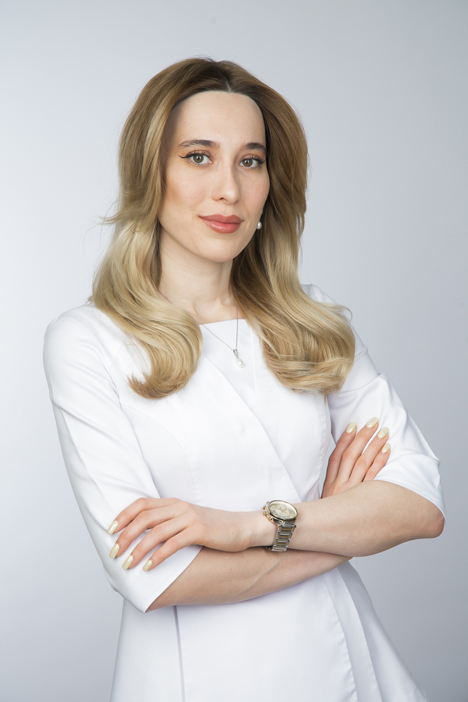 строгий портрет врача-специалиста