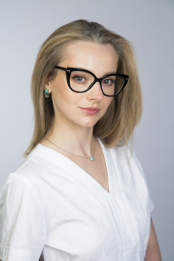 портрет фармацевта для аптечной сети